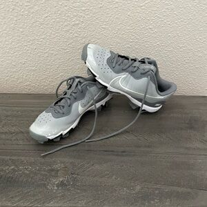 Kids Gray Nike Athletic baseball cleats Shoes